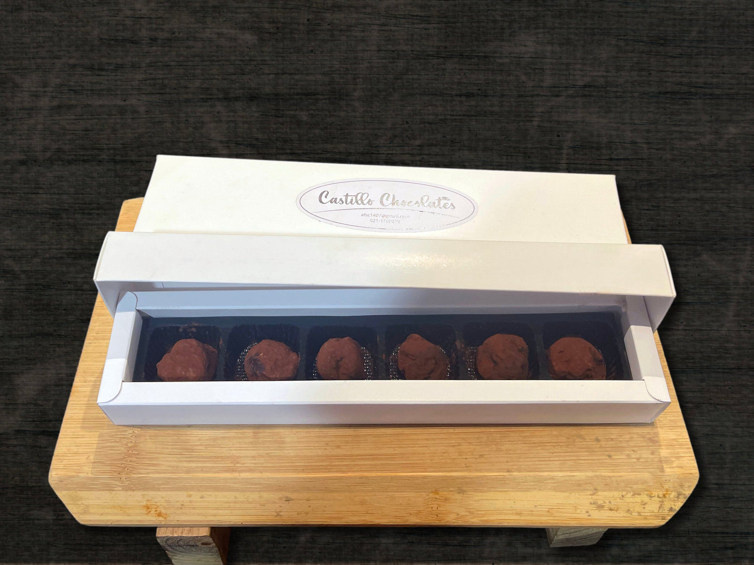 Belgian Dark Chocolate Truffles with cacao